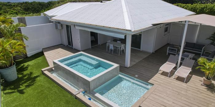 1.Location villa 2 chambres piscine vue mer Le Gosier Guadeloupe
